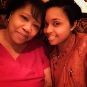 Meet your Posher, Veronica